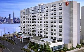 Sheraton Lincoln Harbor Hotel
